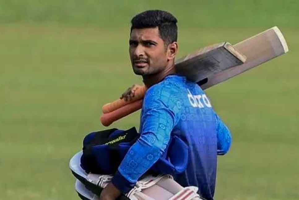 মাহমুদুল্লাহকে বিশ্বকাপ দলে দেখছি না: সুজন 