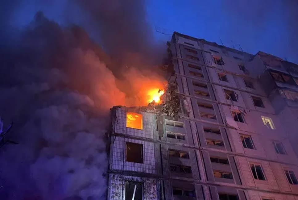 ফের ইউক্রেনজুড়ে রাশিয়ার ভয়াবহ হামলা, হাতহত অনেকে