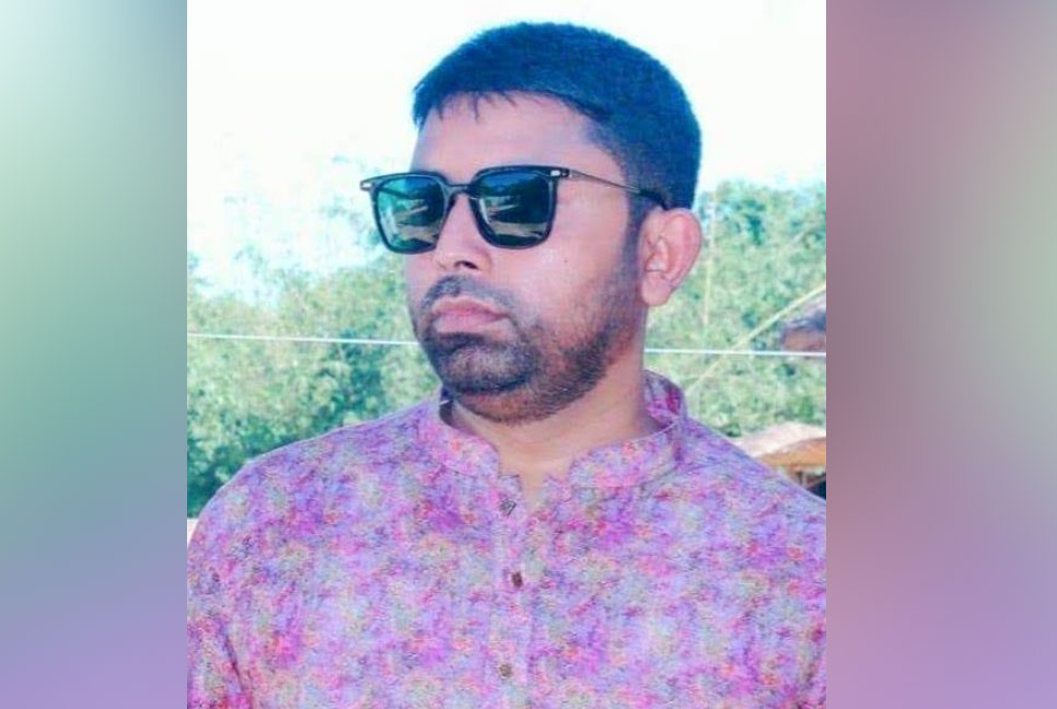 বগুড়ায় ইউপি চেয়ারম্যান
নুরুজ্জামান বহিষ্কার