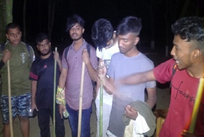 পাহাড়ে পথ হারানো ছয় কিশোর-তরুণকে ৯৯৯ নম্বরে ফোনে উদ্ধার

