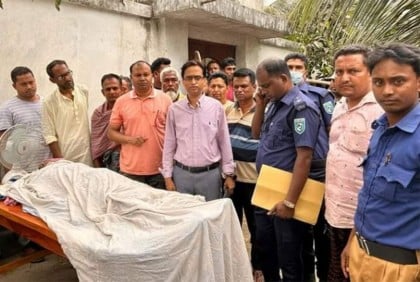 চিরিরবন্দরে বিদ্যুৎস্পৃষ্টে 
বৃদ্ধের মৃত্যু
