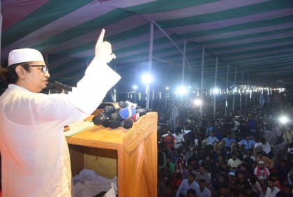 দেশ ও জাতির বৃহত্তর স্বার্থে আমরা সরকারকে টিকিয়ে রাখব : জাকের পার্টি