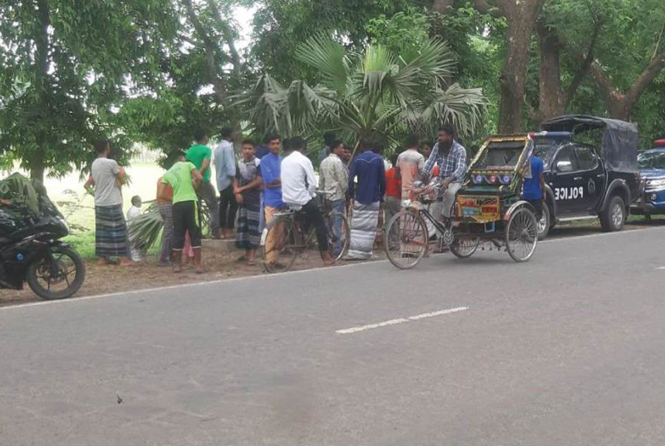 পাবনায় পৃথক সড়ক দুর্ঘটনায় কলেজ ছাত্রীসহ নিহত ৩