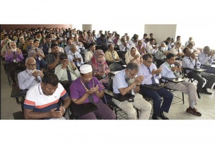 আইইউবিএটির প্রথম উপ উপাচার্য অধ্যাপক মাহমুদা খানমের মৃত্যুবার্ষিকী পালিত
