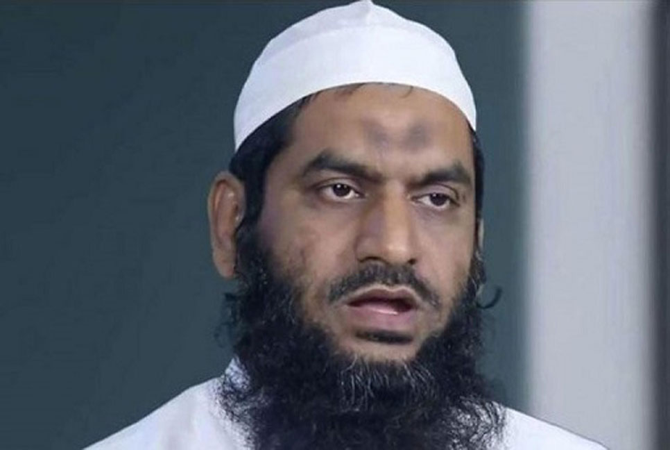 নাশকতার পাঁচ মামলায় জামিন পেলেন মাওলানা মামুনুল হক