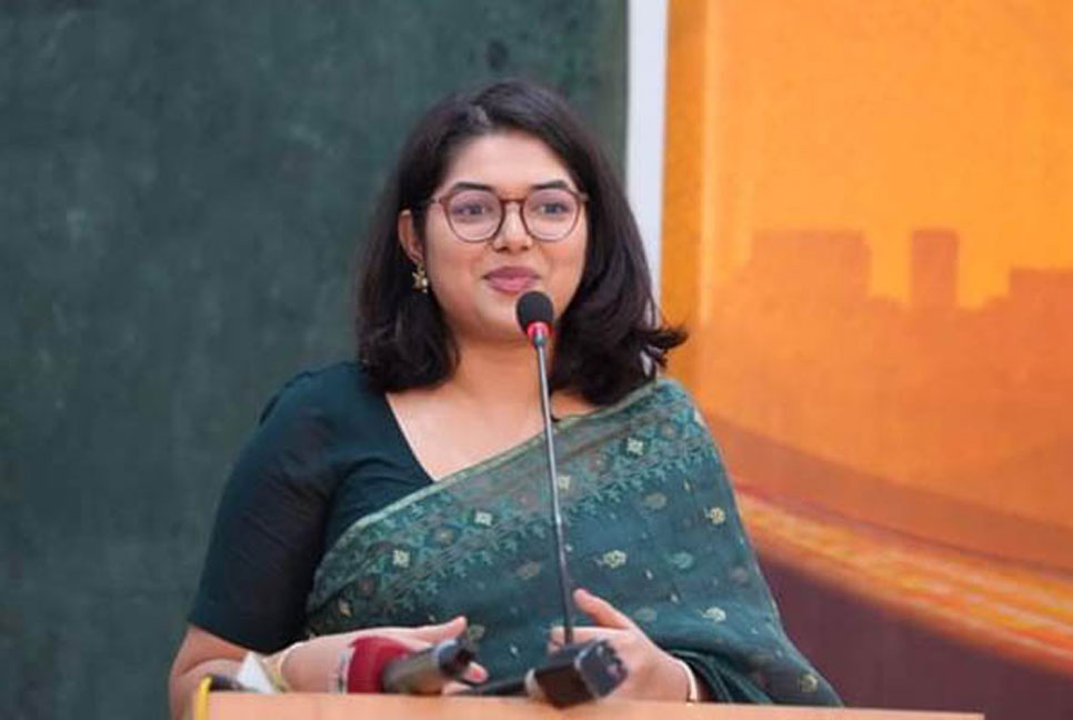 উত্তর সিটির ‘চিফ হিট অফিসার’ মেয়র আতিকের মেয়ে বুশরা

