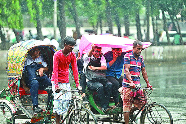 ভ্যাপসা গরমের পর স্বস্তির বৃষ্টি