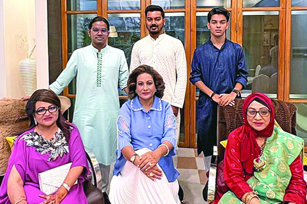 ববিতার গেট টুগেদার