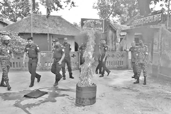 অগ্নিনির্বাপণ মহড়া