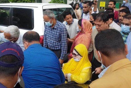 হাসপাতাল ছাড়লেন খালেদা জিয়া