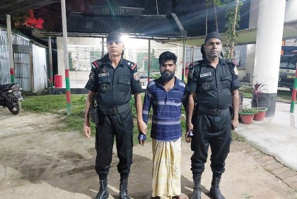 গাইবান্ধায় ছয় মাস পর পলাতক আসামি গ্রেফতার
