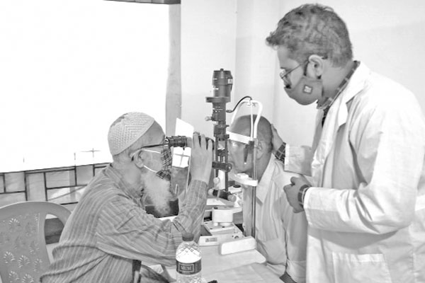 বসুন্ধরা আই হাসপাতালে বিনামূল্যে চক্ষু চিকিৎসা