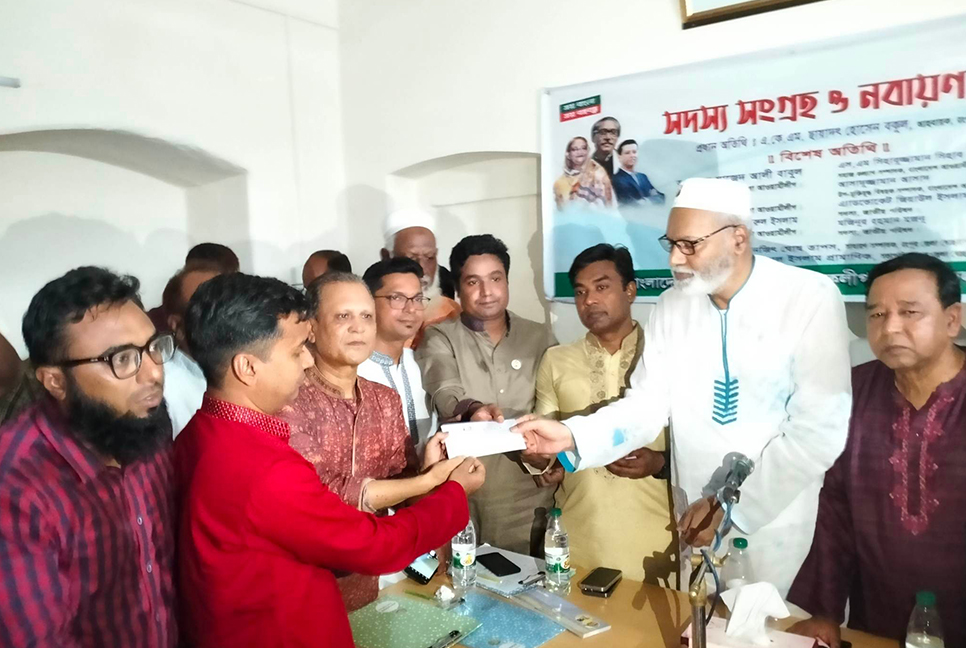 রংপুরে স্বেচ্ছাসেবক লীগের সদস্য সংগ্রহ ও নবায়ন কর্মসূচি শুরু