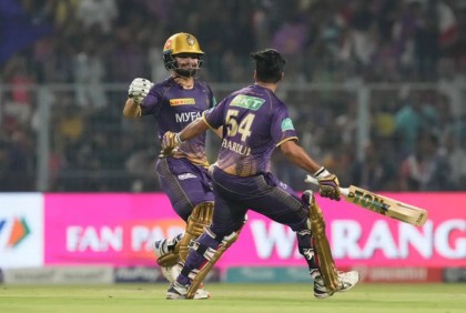 শেষ বলে কলকাতার রোমাঞ্চকর জয়