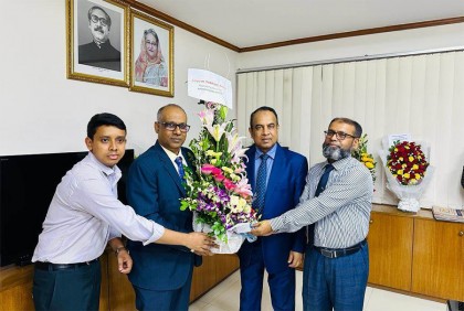 জনতা ব্যাংকের নবনিযুক্ত এমডি ও সিইও-কে বসুন্ধরা গ্রুপের শুভেচ্ছা
