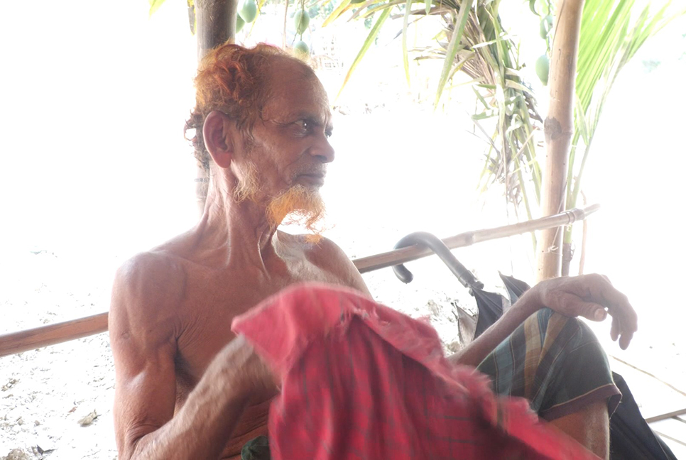 ঝিনাইদহে তীব্র গরমে অতিষ্ঠ জনজীবন