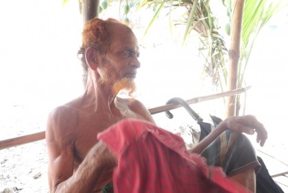 ঝিনাইদহে তীব্র গরমে অতিষ্ঠ জনজীবন