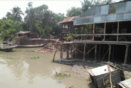 নেছারাবাদের সন্ধ্যা নদীতে বিলীন সাত বসতঘর