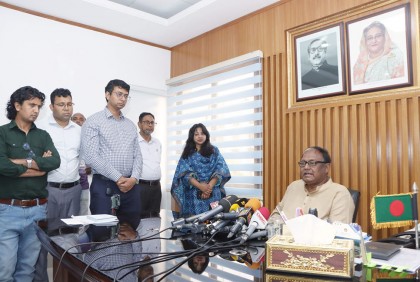 এক সপ্তাহের মধ্যে পিয়াজের দাম না কমলে আমদানি করা হবে : বাণিজ্যমন্ত্রী


