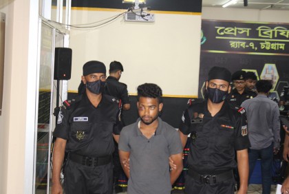 চট্টগ্রামে জোড়া খুনের 'হোতা' গ্রেফতার