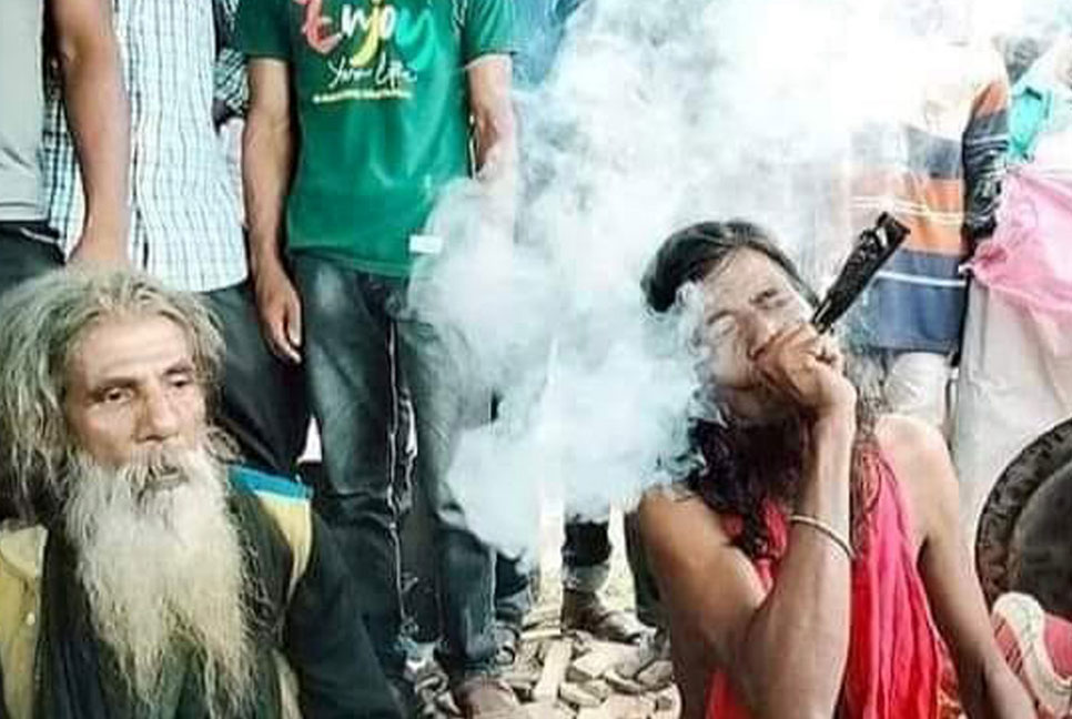মহাস্থান বিজয় দিবস উপলক্ষে জটাধারী সাধু সন্নাসীদের আগমন