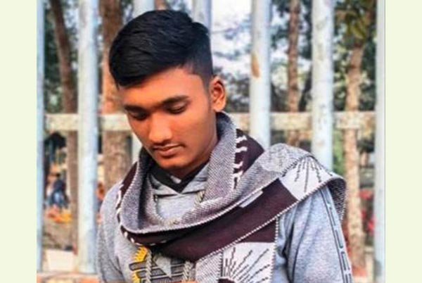 নিখোঁজের দুইদিন পরে আড়িয়াল খাঁ নদ থেকে যুবকের লাশ উদ্ধার  