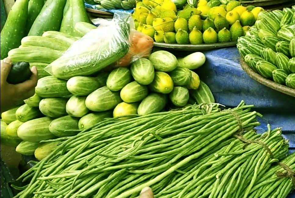 চট্টগ্রামে ক্রেতার নাগালের বাইরে সবজি ও মাছ