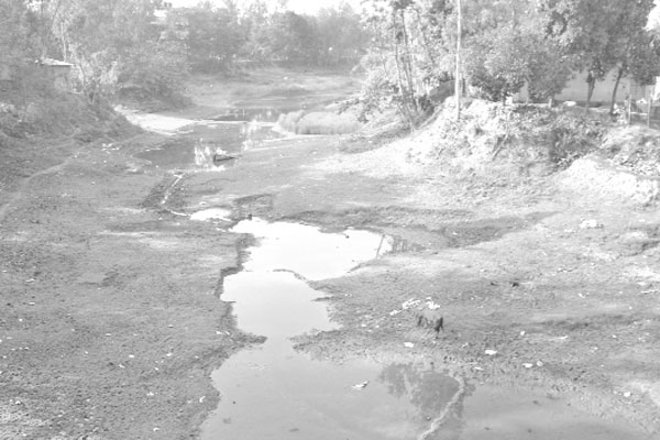 সুখদহ নদ এখন দুঃখদহন