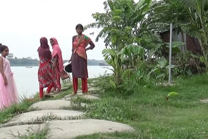 মোখায় আতঙ্কিত ঝালকাঠির নদী পাড়ের মানুষ