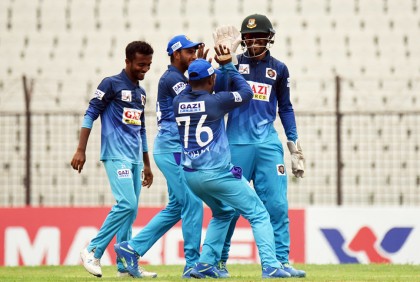 ঢাকা প্রিমিয়ার লিগ চ্যাম্পিয়ন আবাহনী

