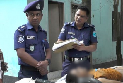নরসিংদীতে চোর সন্দেহে কিশোরকে পিটিয়ে হত্যা