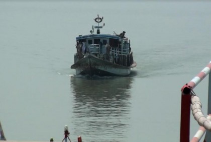 পাটুরিয়া-দৌলতদিয়া নৌপথে লঞ্চ চলাচল স্বাভাবিক