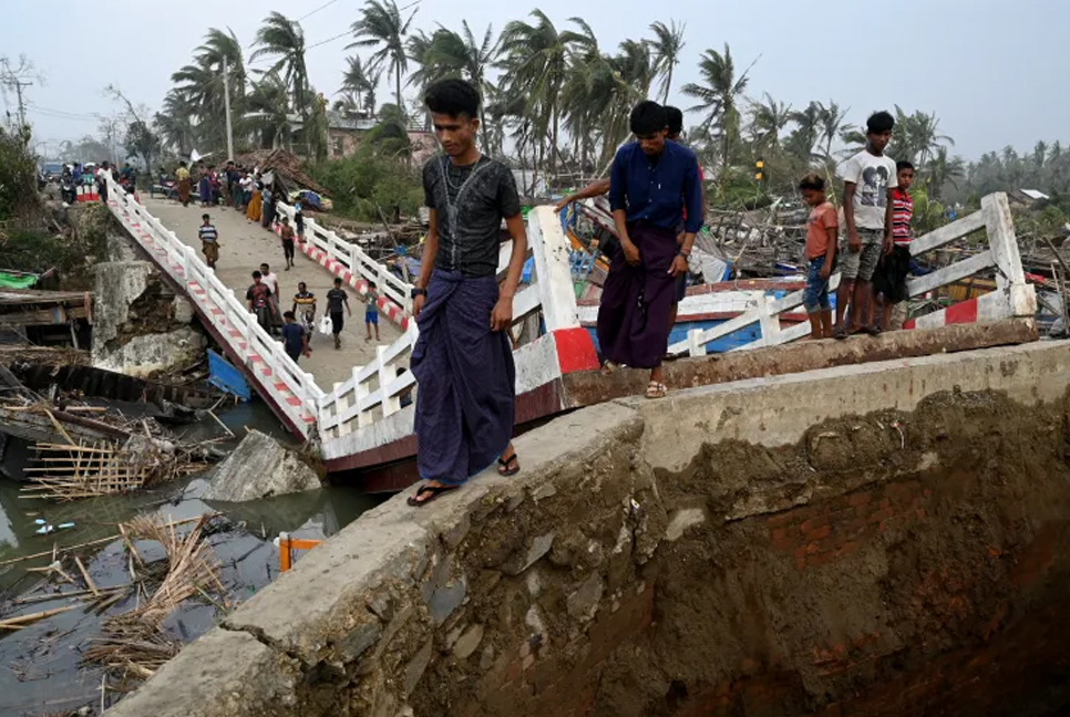 রাখাইনে মোখায় ‌‌‘শত শত’ প্রাণহানি?