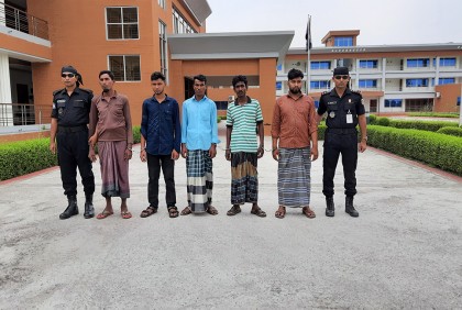 চালককে হত্যা করে অটোরিকশা ছিনতাই, গ্রেফতার ৫