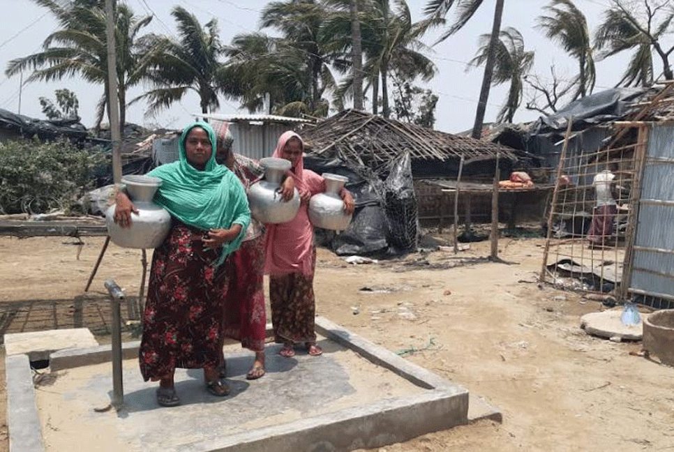 ঘূর্ণিঝড় মোখা'র আঘাত: দুই দ্বীপে বিদ্যুৎ ও খাবার পানির সংকট
