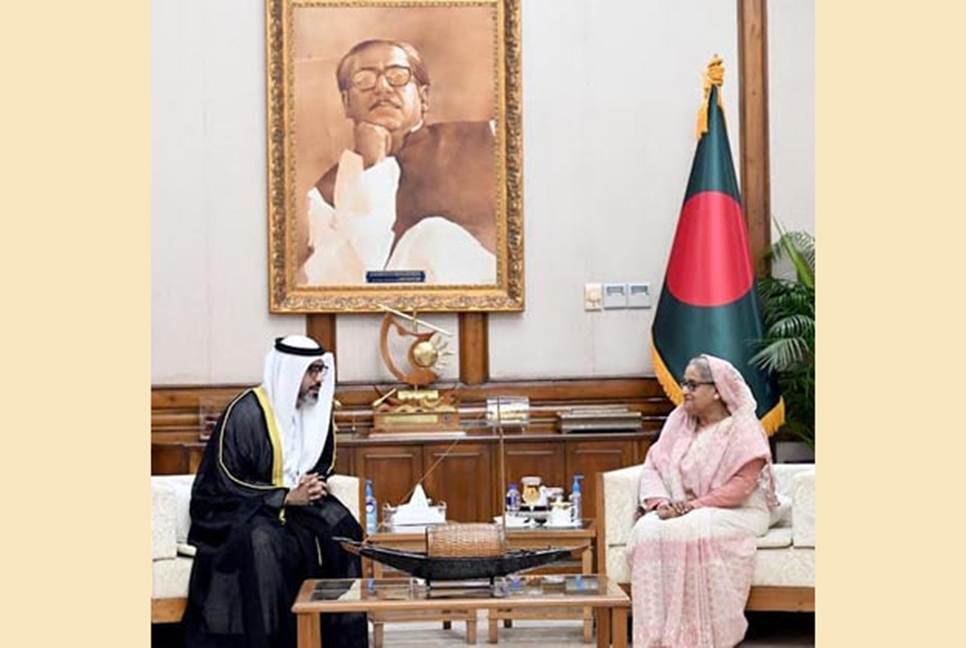 প্রধানমন্ত্রীকে সমুদ্রবন্দর ও অবকাঠামোতে অব্যাহত সহযোগিতার আশ্বাস ইউএই রাষ্ট্রদূতের

