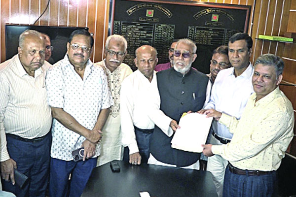 খুলনাজুড়ে উৎসবের আমেজ