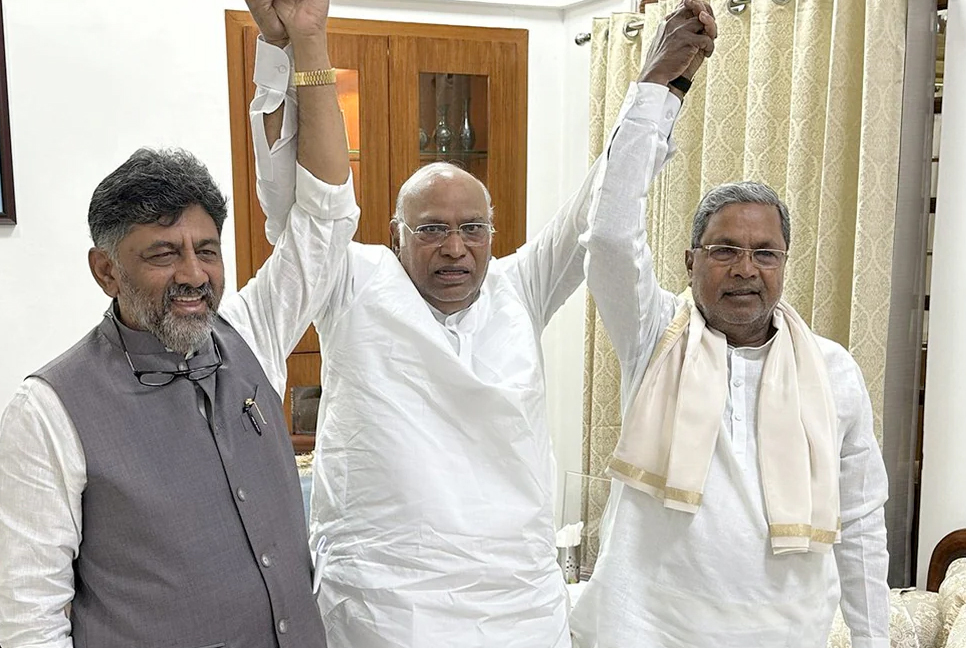 কর্ণাটকের মুখ্যমন্ত্রী হচ্ছেন সিদ্দারামাইয়া, উপমুখ্যমন্ত্রী শিবকুমার