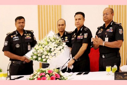 র‌্যাবের অতিরিক্ত মহাপরিচালকের দায়িত্ব নিলেন কর্নেল মাহাবুব আলম


