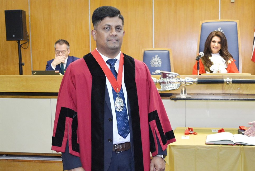 লন্ডনের এনফিল্ডে বাংলাদেশি ডেপুটি মেয়র  

