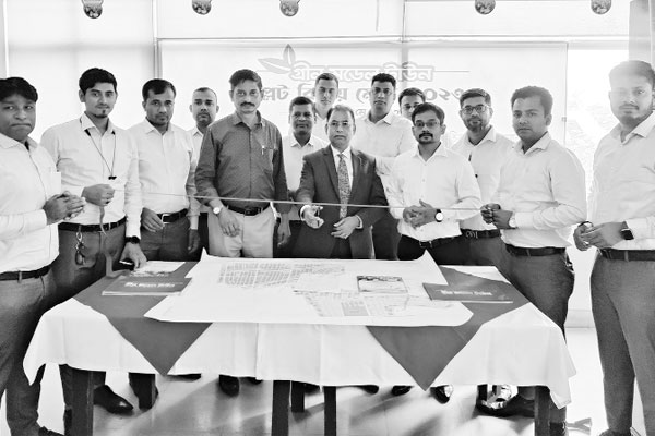 আমিন মোহাম্মদ গ্রুপের গ্রিন মডেল টাউন প্রকল্পের প্লট বিক্রয় মেলা