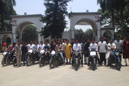 ‘স্বপ্ন পূরণে সহযোগিতা করেছে জয় বাংলা বাইক সার্ভিস’