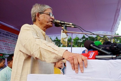 ১০ দফা ২০ দফা নয়, দাবি একটাই : মির্জা ফখরুল
