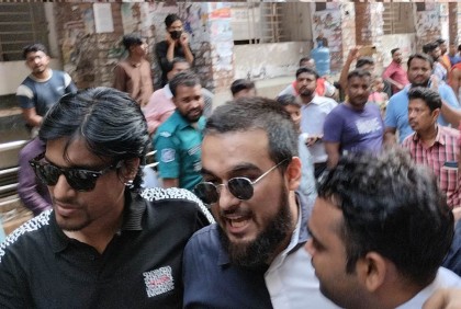 মুক্তি পেয়েই ক্ষমা চাইলেন নোবেল!