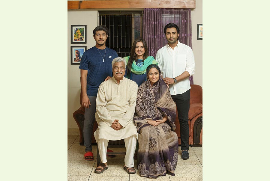 তিন ভাই-বোনের সংসার যুদ্ধের গল্প