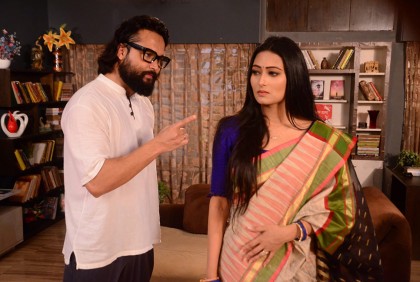 এবার লেখক আদর আজাদ, স্ত্রীর চরিত্রে অধরা