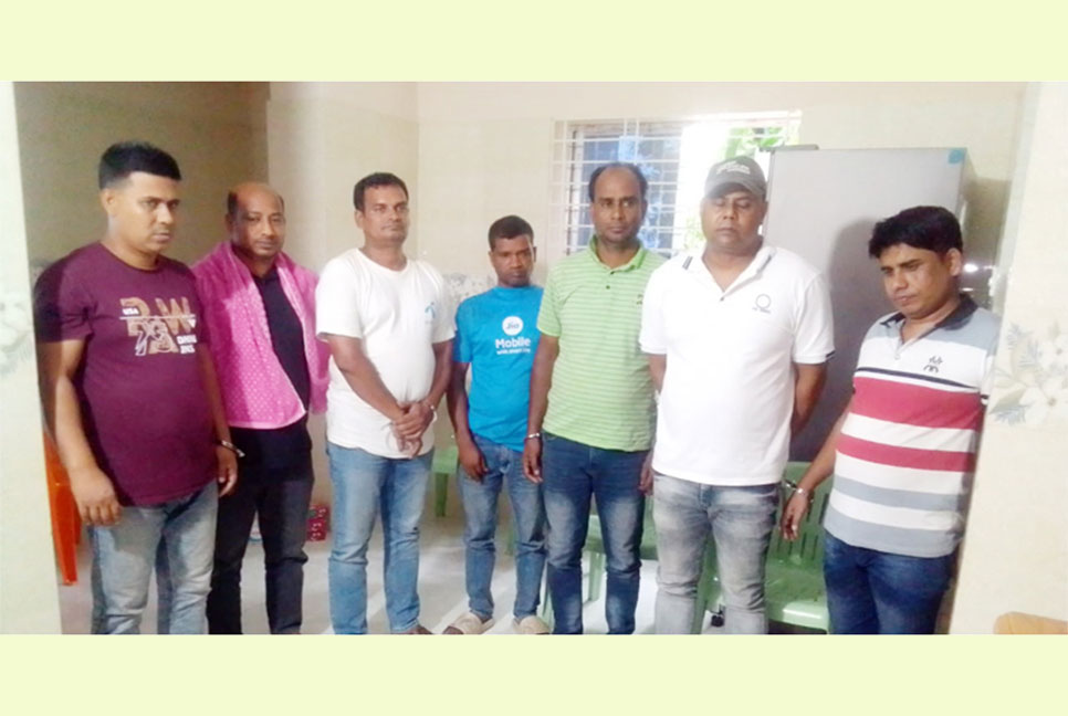 অনলাইন জুয়ার সাইট খুলে কোটি টাকা লেনদেন, গ্রেফতার ৮
