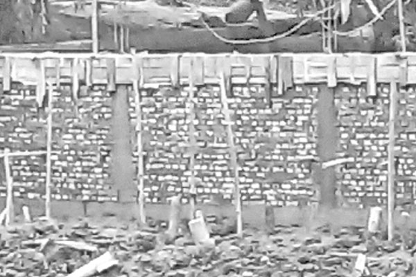 প্রভাবশালীদের কবজায় ছোট ফেনী