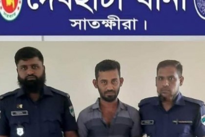 সাতক্ষীরার দেবহাটায় ১১টি ভারতীয় এয়ারগানসহ চোরাচালানি গ্রেফতার 