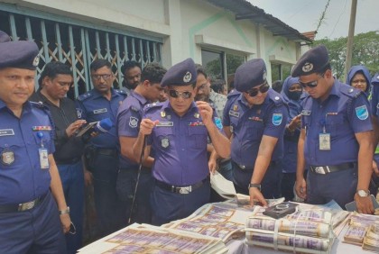 সাভারে জাল টাকা তৈরির কারখানায় অভিযান, গ্রেফতার ৩